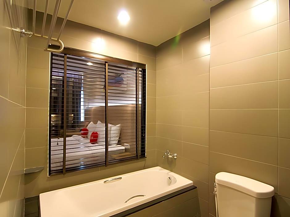 Sea Me Spring Tree Hotel