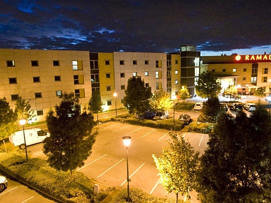 Ramada London North M1