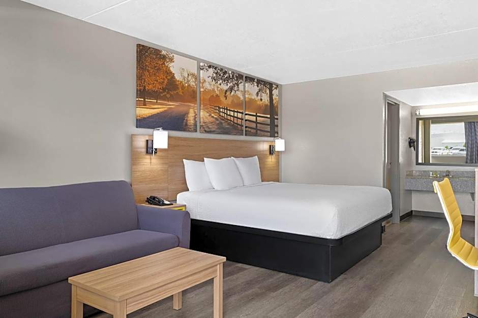 Days Inn by Wyndham Conway