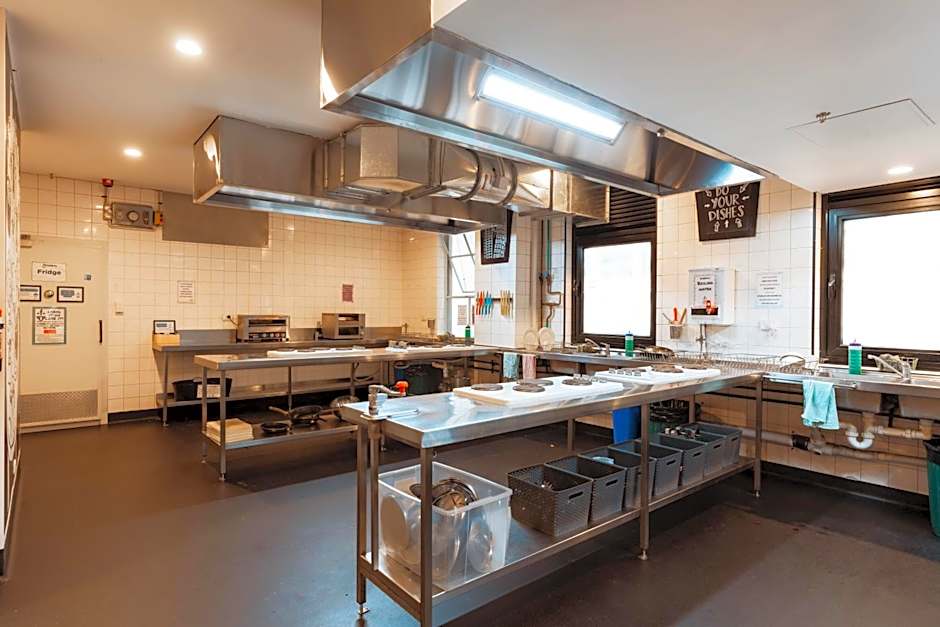 Flinders Backpackers