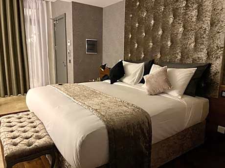 Junior Suite with Balcony or Terrace Country View