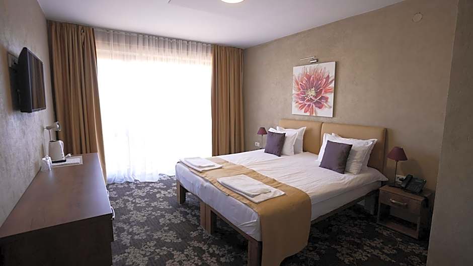 Garni Hotel Chicha - Winery ŠKRBIĆ