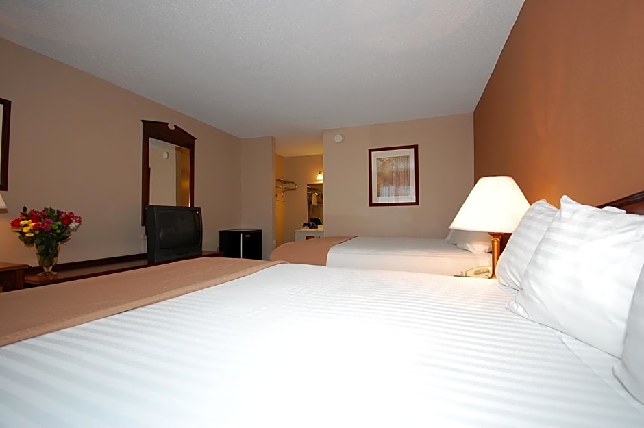 Magnuson Hotel Red Baron