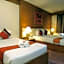 Silom Avenue Inn Hotel