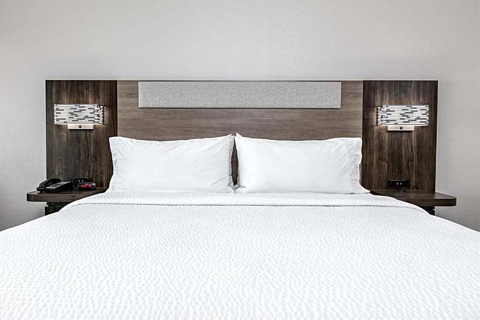 Holiday Inn Express & Suites - Dallas Plano North By IHG