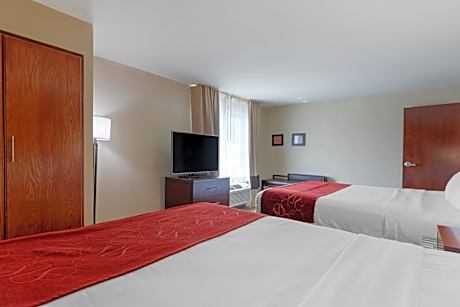 King Suite with Two King Beds - Non-Smoking