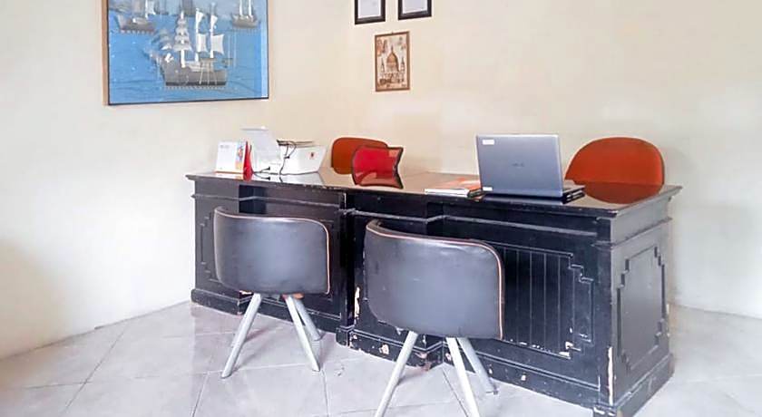 Makaliwe Mitra RedDoorz