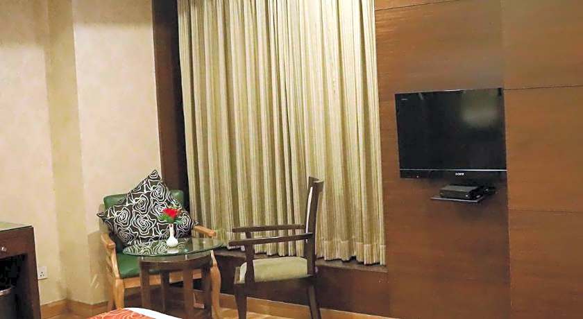 Hotel DS Clarks Inn Gurgaon