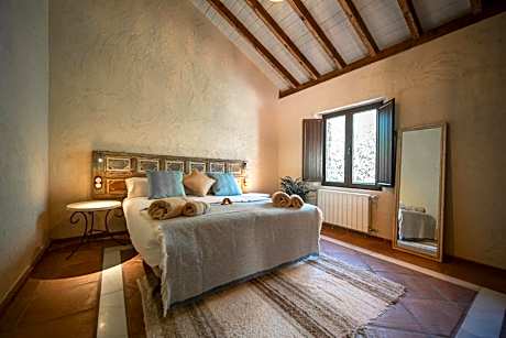 Eco Hotel Cueva del Gato