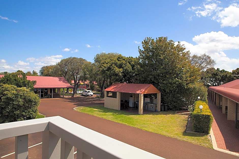 Busselton Villas and Glamping Village