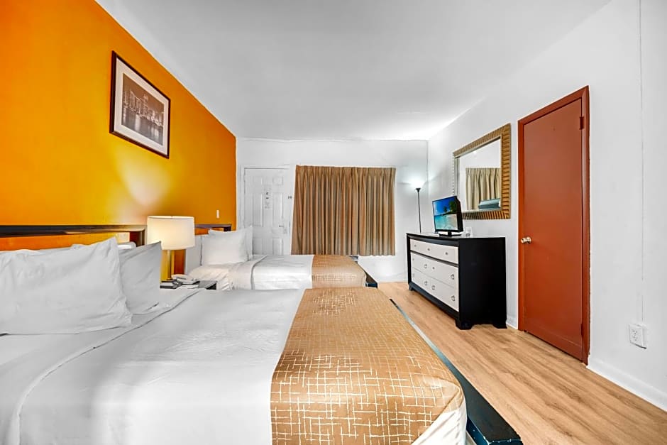 Travelodge by Wyndham Miami Biscayne Bay