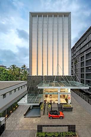 Ginger Kochi, MG Road