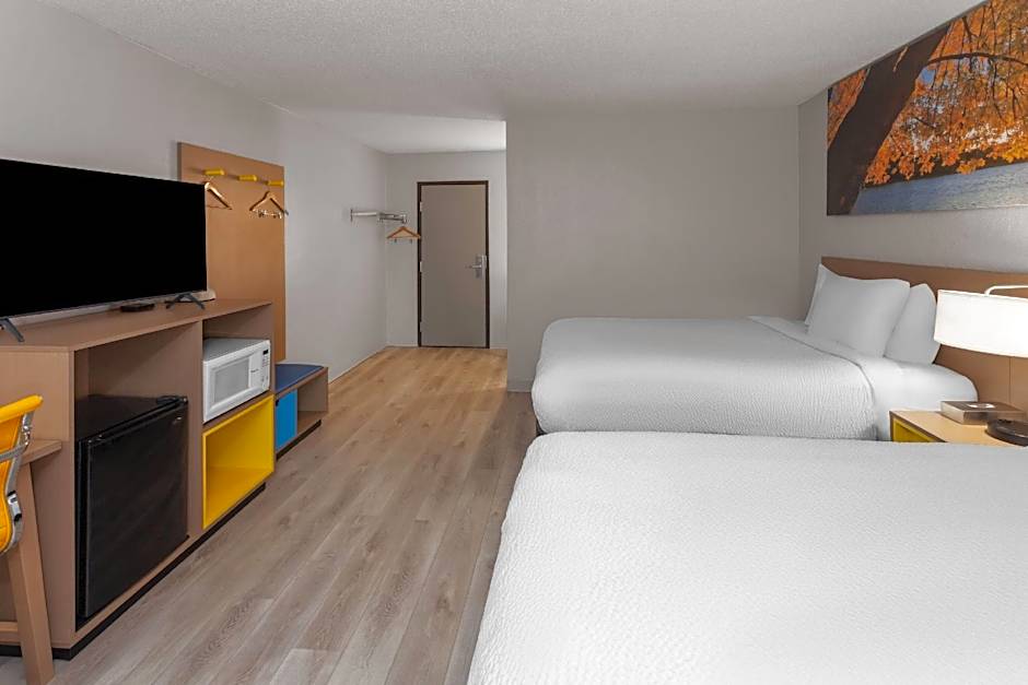 Days Inn by Wyndham Mason City