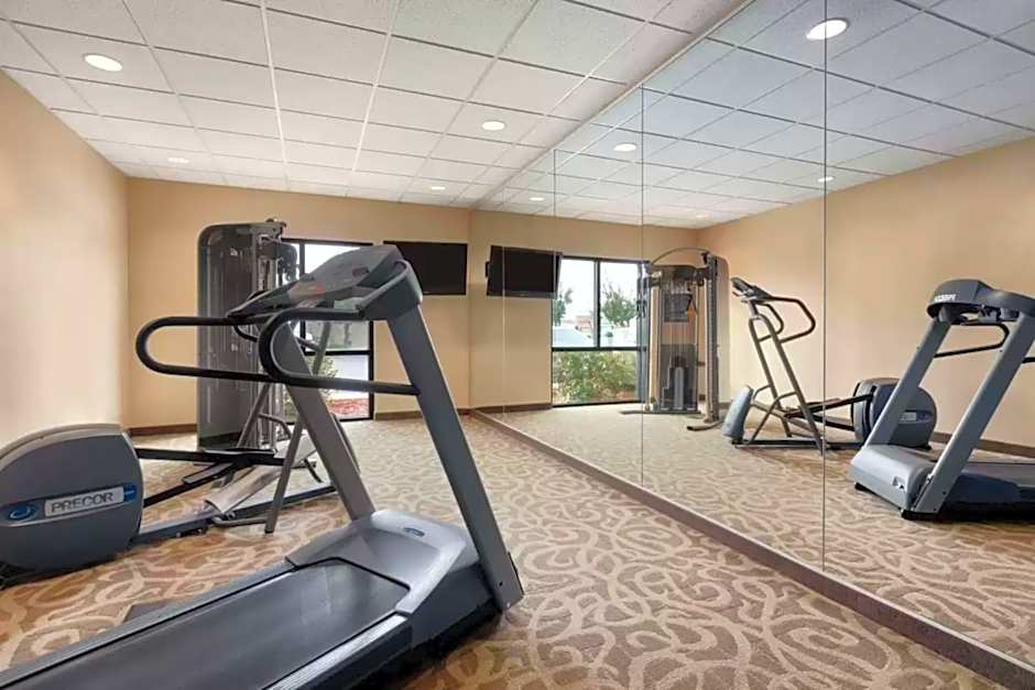 University Hotel Davis Area by IHG