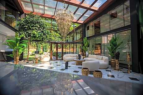 Marabou Resort