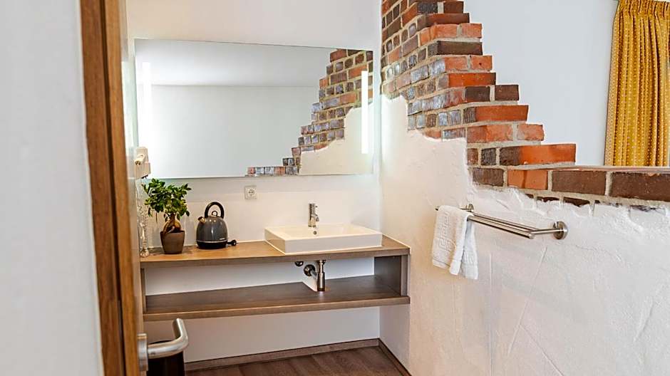 Luna Sleeping Buttenwiesen