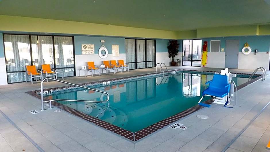 Holiday Inn Express Hotel & Suites Dyersburg By IHG