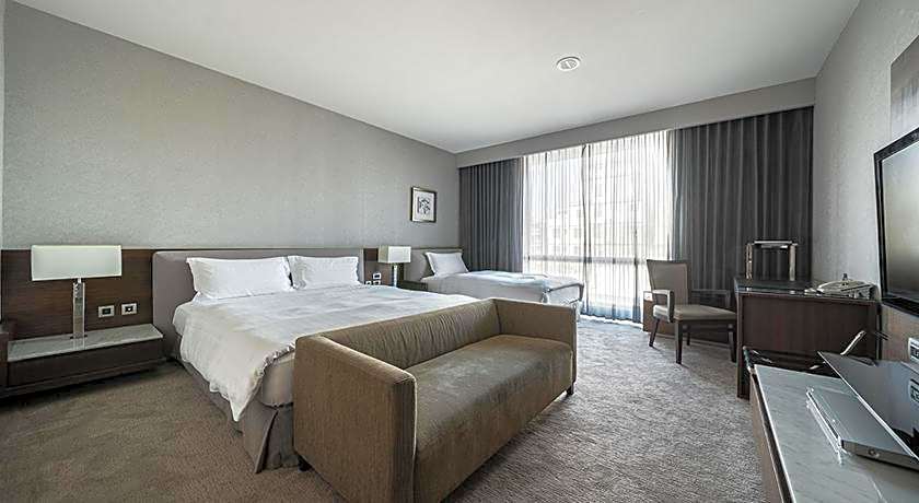 Taipung Suites Hotel