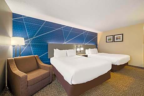 Queen Room with Two Queen Beds - Non-Smoking