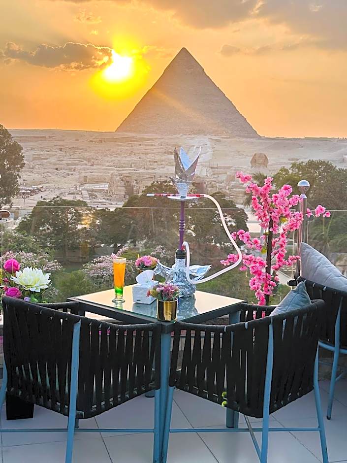 PANORAMA view pyramids