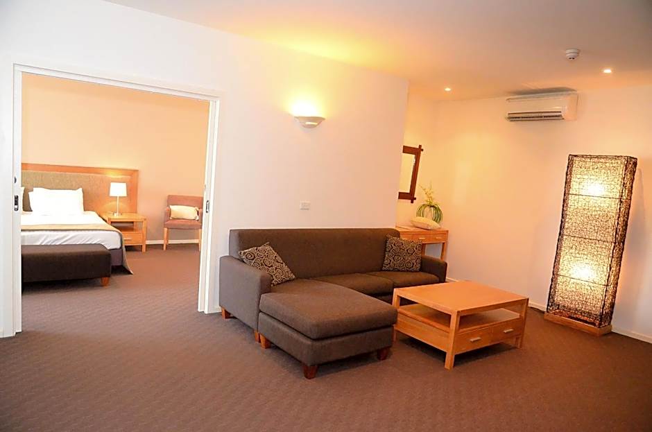 Mornington Hotel