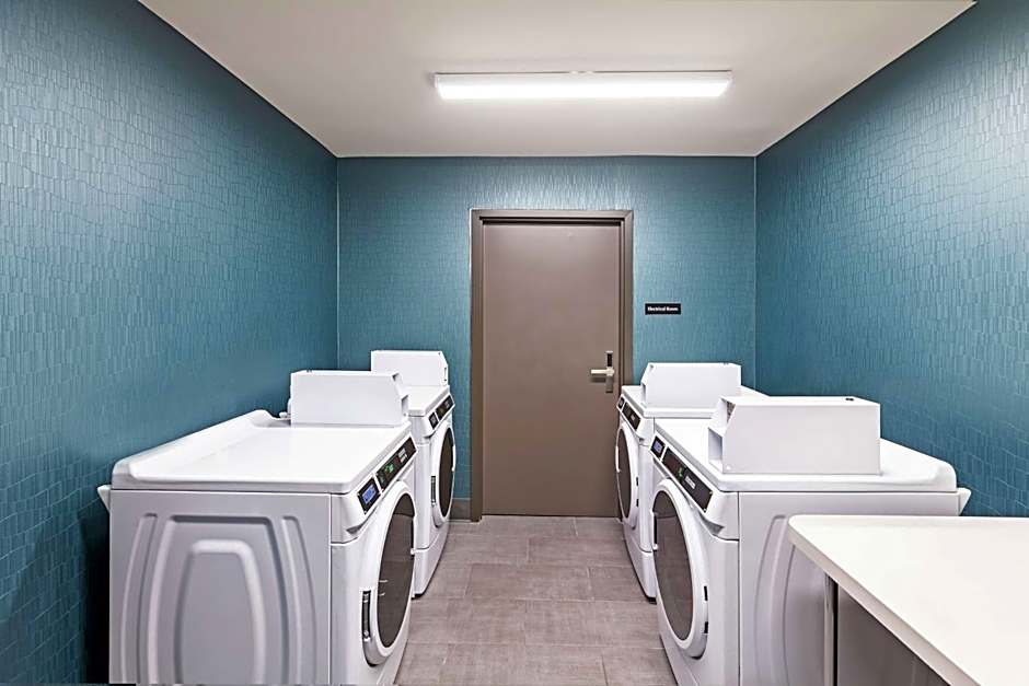 Hampton Inn By Hilton Gardner