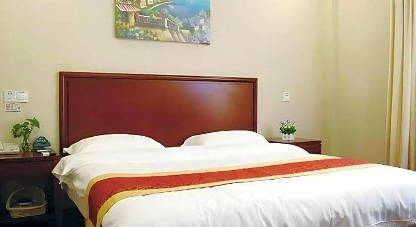 Greentree Inn Shanghai Minhang Zhuanqiao Metro Station Zhuanxing (E) Road Shell Hotel – Shanghai, DC