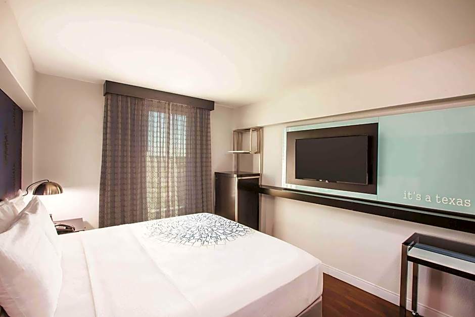 Holiday Inn Express - Dallas Downtown By IHG