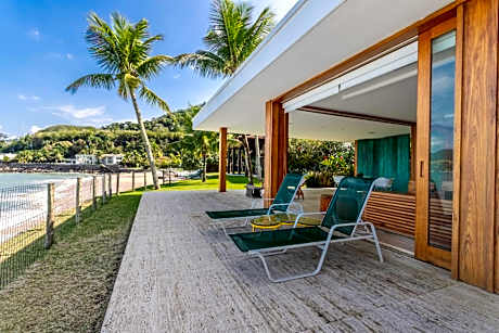 Casa com praia particular em Mangaratiba - Mangaratiba