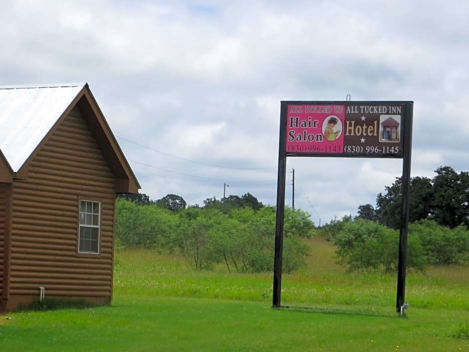 All Tucked Inn Cabins