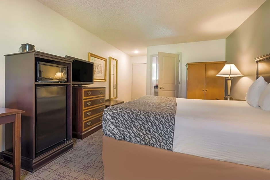 SureStay Hotel by Best Western Thomson