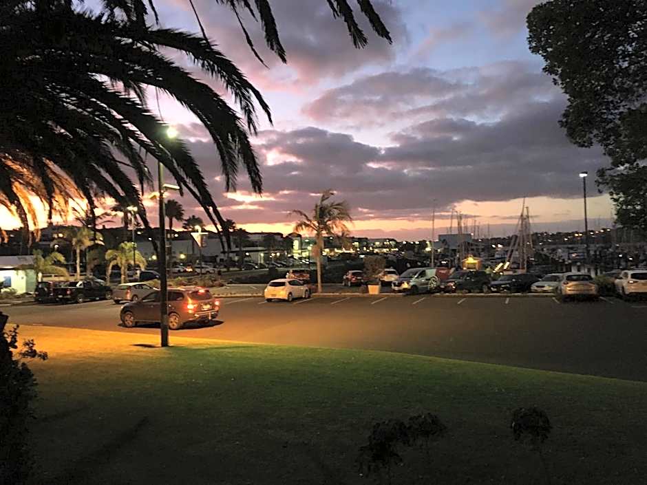 Half Moon Bay Motel