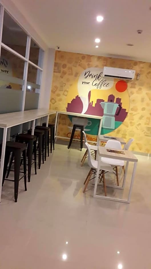 Central Front One Inn Jakarta Airport