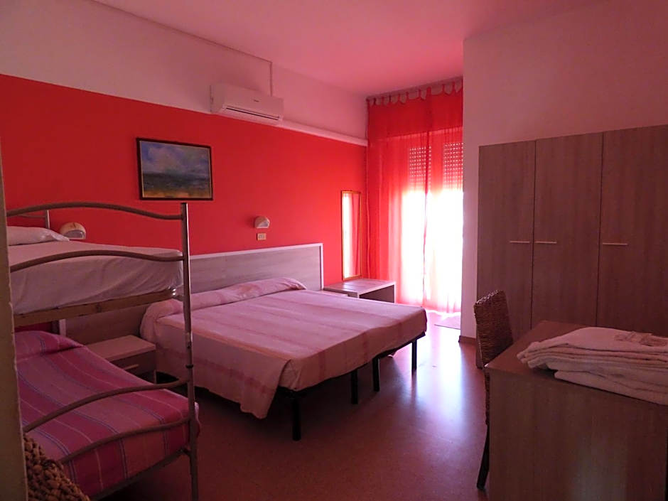 Consul Hotel