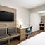 Travelodge by Wyndham LAX South