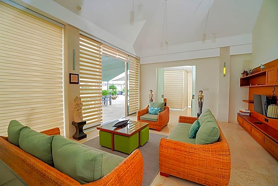 Furamaxclusive Ocean Beach Hotel Seminyak