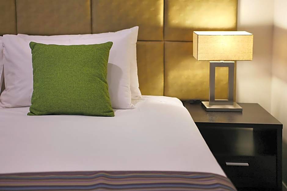 Best Western Plus Bolton on the Park