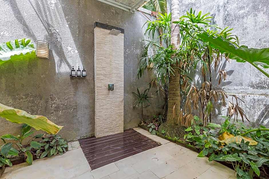 Beautiful Huge 4 bedrooms Villa in Canggu