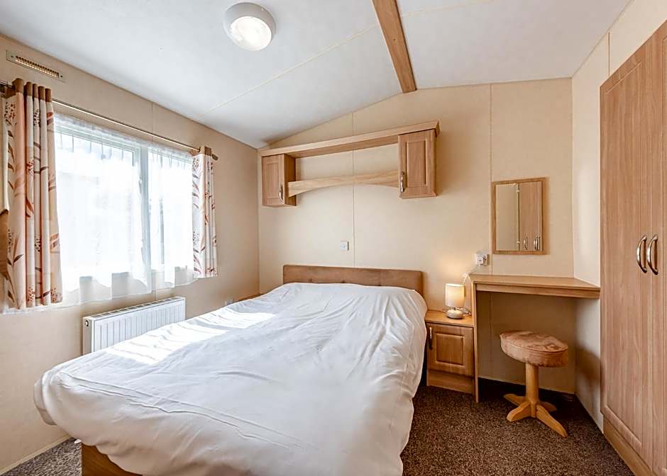 Riverside Caravan Holiday Park