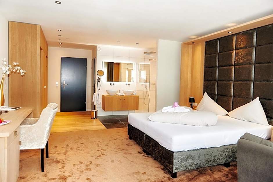 Alpenlove - Adult SPA Hotel