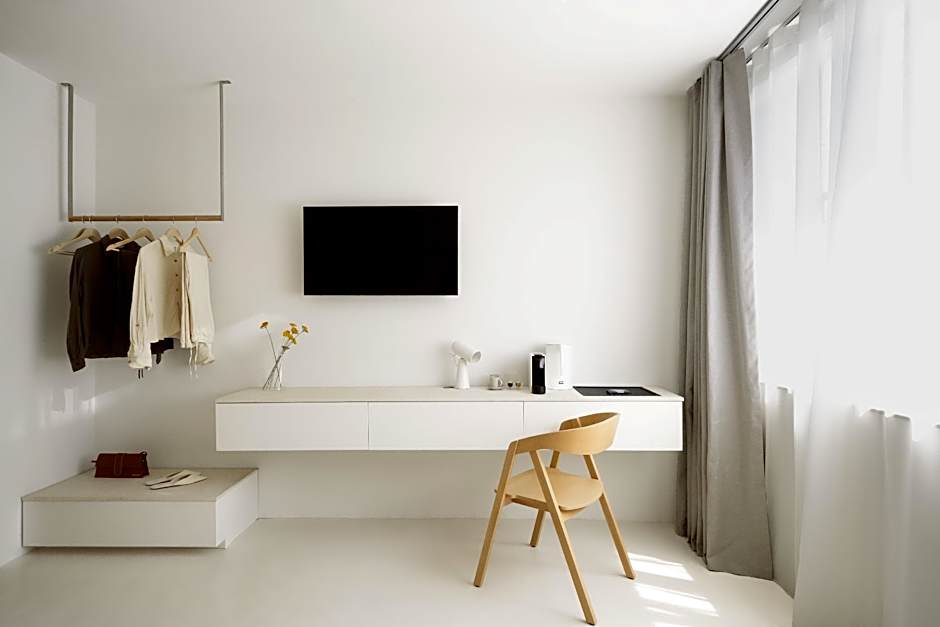 Photo 1 of 11 of Double Room