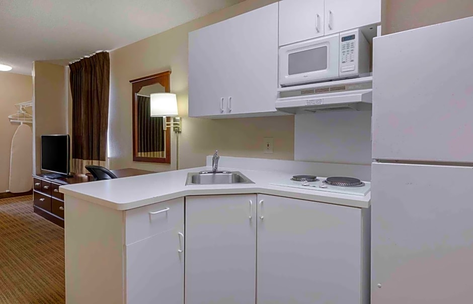 Extended Stay America Suites - Orlando - Lake Mary - 1036 Greenwood Blvd