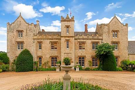 The Manor Country House Hotel