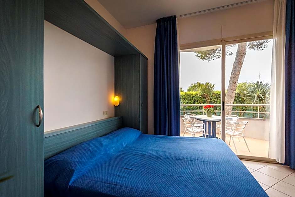 Villaggio Turistico La Cecinella