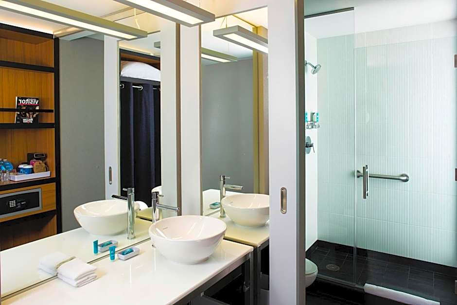 Aloft Cleveland Downtown