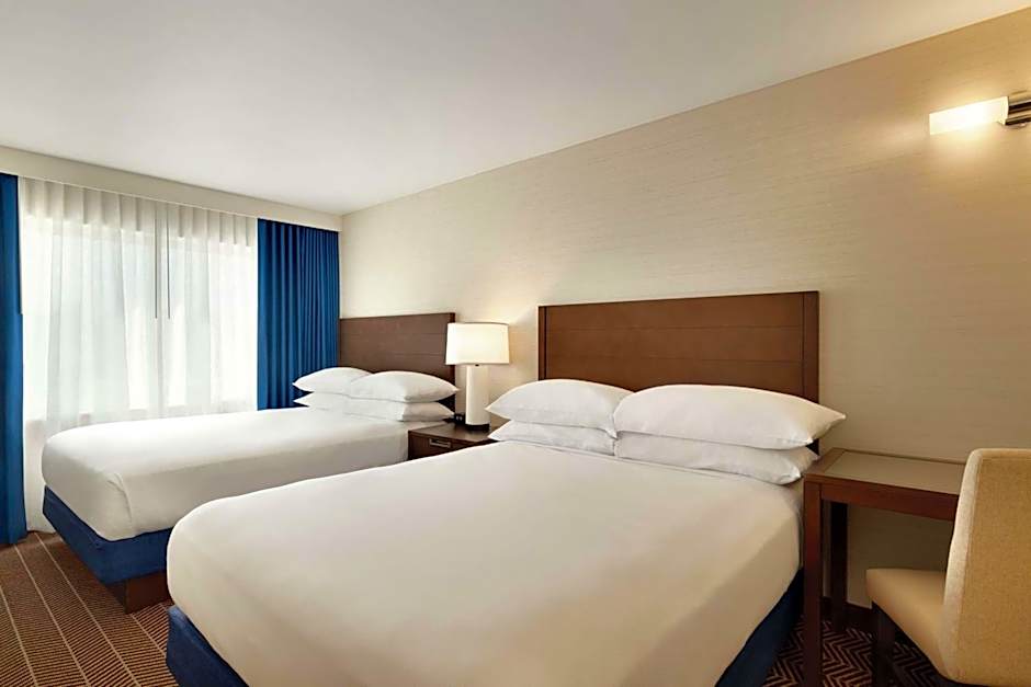 Embassy Suites By Hilton Hotel Boston At Logan Airport