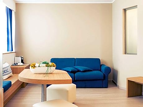 Standard Family Suite with 2 Connecting Rooms