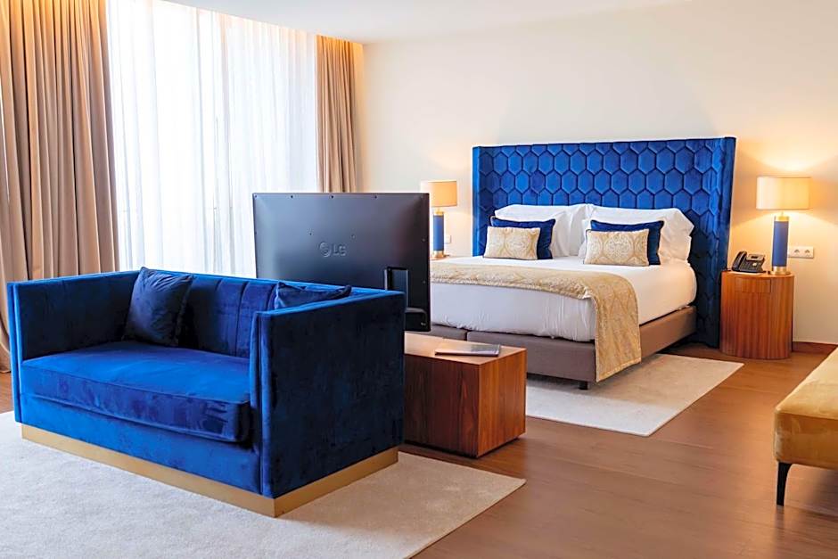 Curio Collection by Hilton Boeira Garden Hotel Porto, Portug