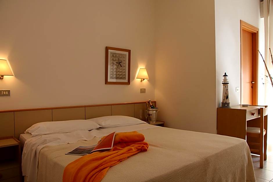 Hotel Antares