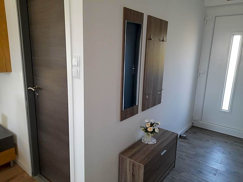 Apartman prvi red do mora